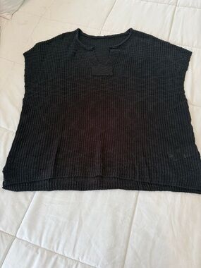 Black Knit Cap Sleeve Women's Top